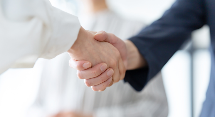 信頼関係のイメージ写真